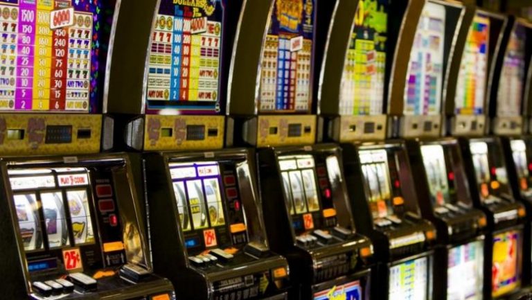 Jocurile de noroc ar putea să dispară din centrul unui oraș din vestul țării