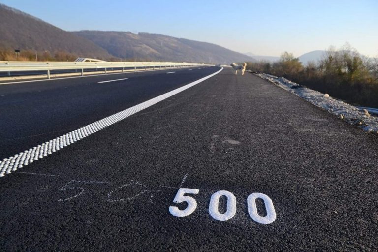 Circulaţia pe Loturile 3 şi 4 ale Autostrăzii Lugoj – Deva va fi deschisă în maximum două săptămâni