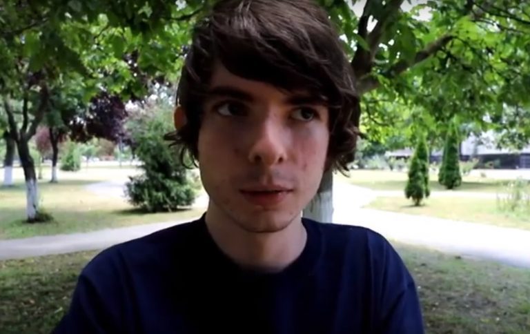 Poveste de succes: A luat Bacalaureatul cu 10, iar acum va studia fizica în țară