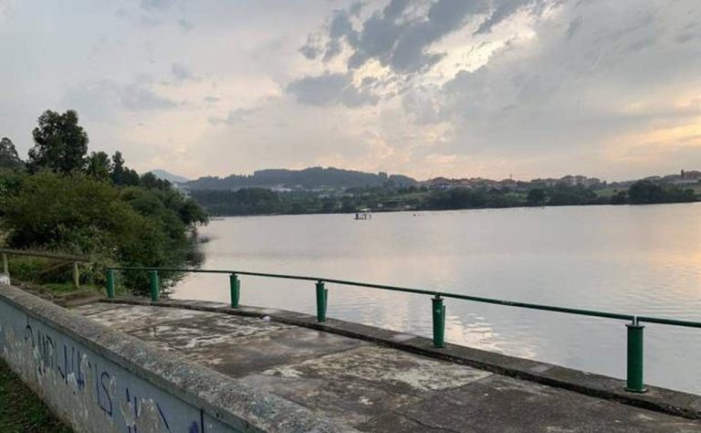 Două fetițe din România se află între viață și moarte, după un tragic accident petrecut pe un lac