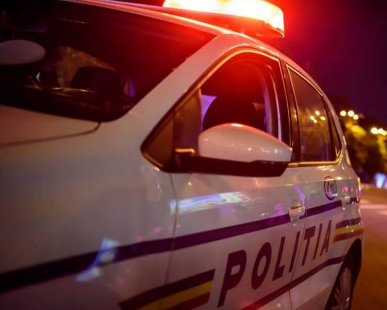 Zeci de focuri de armă trase de polițiștii din Lugoj pentru a opri un șofer minor