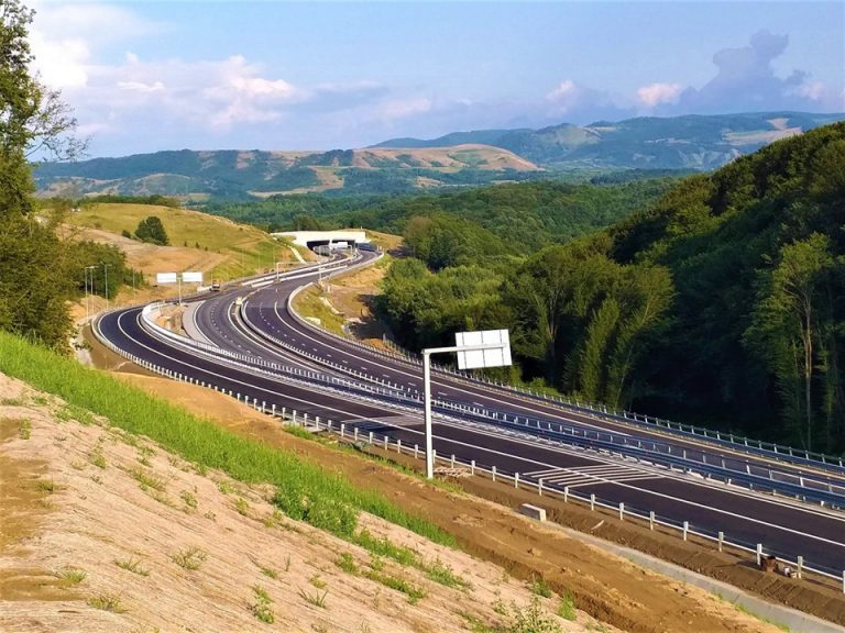 Posibile probleme la Lotul III al Autostrăzii Lugoj – Deva descoperite de comisia de recepție
