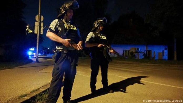 85d4b6ab36840557a218ecb50ffd4110_L