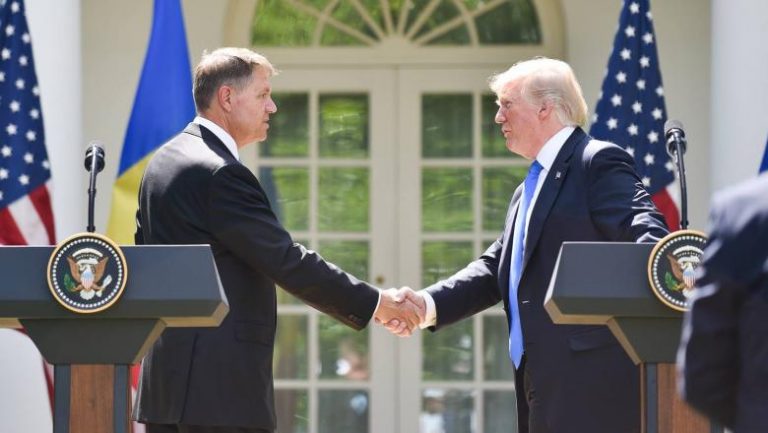 Iohannis va fi primit de Trump, la Casa Albă