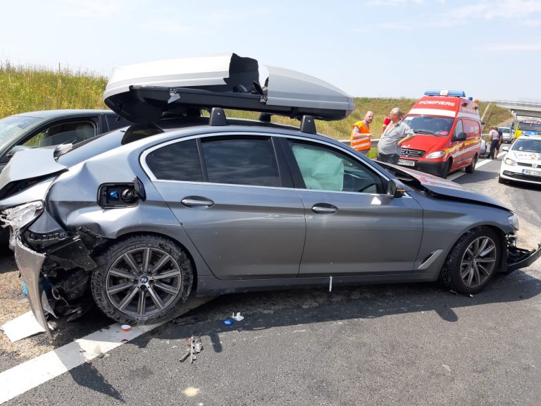 Accident A1| 4 autovehicule, în care se aflau 12 persoane, s-au ciocnit