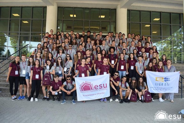 Electronics Summer University, la a IV-a ediție