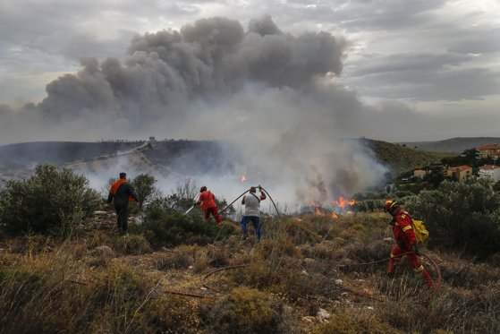 Incendiu de proporţii în Spania. Avertisment MAE pentru cetăţenii români aflați în Gran Canaria