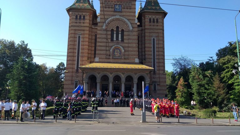 Pompierii, cinstiți la Timișoara FOTO-VIDEO