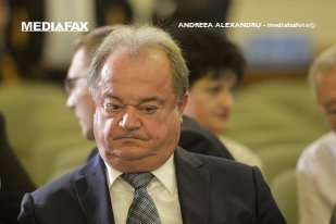 Un om de afaceri, implicat în dosarul lui Vasile Blaga, a semnat un acord de recunoaştere a vinovăţiei cu DNA