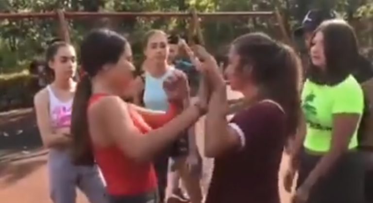 Toţi locatarii de la bloc trebuie să adopte un regulament, până la finalul lunii