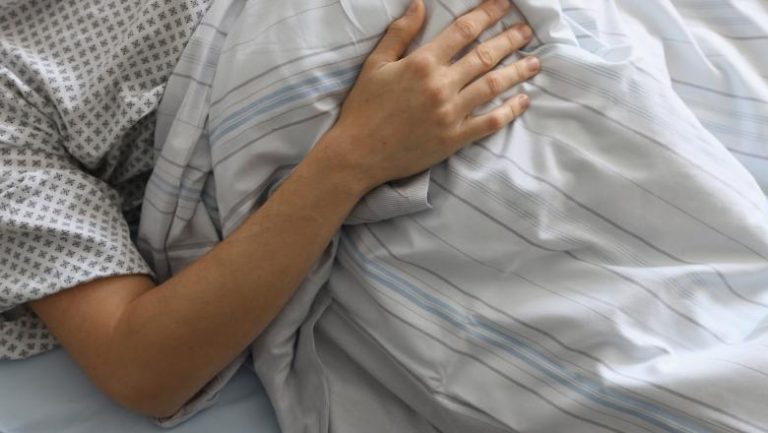 Mai multe persoane au fost diagnosticate cu febră Q.  Cum se transmite boala