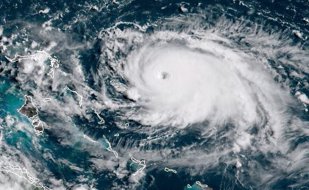 Uraganul Dorian a provocat dezastru în Bahamas. În SUA, guvernatorul Floridei a decretat stare de urgenţă | VIDEO