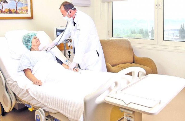 Primul centru oncologic de terapie personalizată din estul Europei se va construi la Timişoara