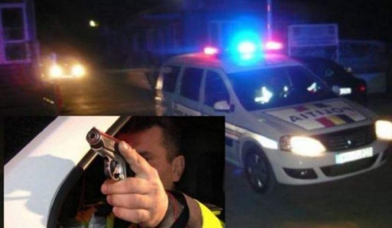 Poliţiştii au împuşcat un tânăr din maşina pe care o urmăreau pe şosea. Şoferul n-a oprit
