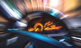 Lider de partid, prins beat la volan