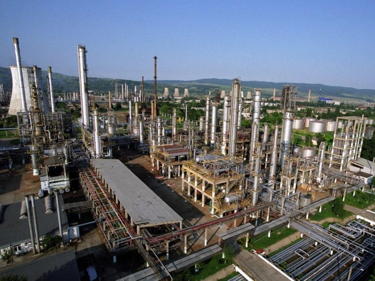 Fostă platformă petrolieră, de vânzare pe internet