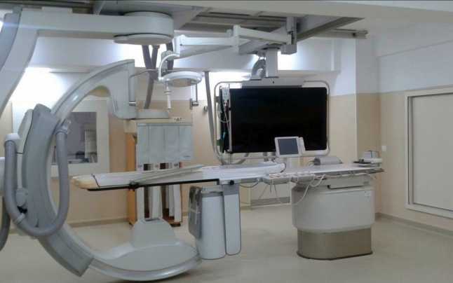 Un aparat de 100.000 de euro cumpărat de Spitalul Județean Sibiu zace nefolosit de aproape un an. Lipsește o autorizație