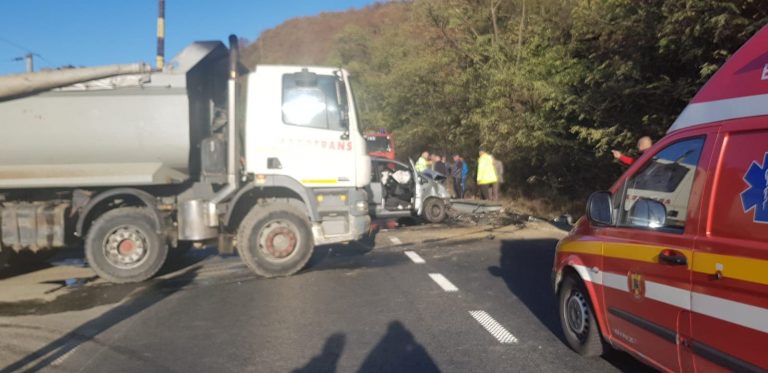 DN 7, blocat după un accident rutier cu 4 victime