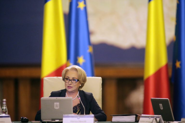 Dăncilă renunță la majorarea salariului minim