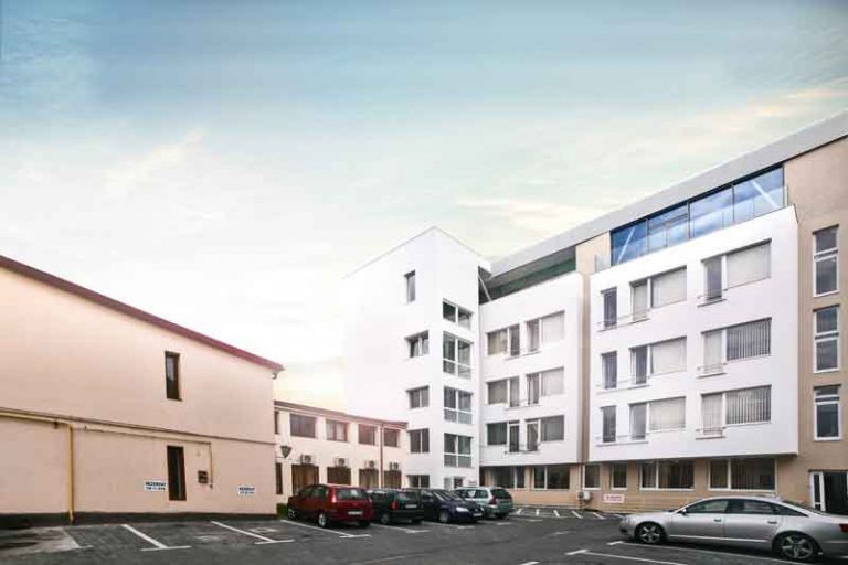 Centrul de Oncologie OncoHelp aniversează 10 ani de activitate