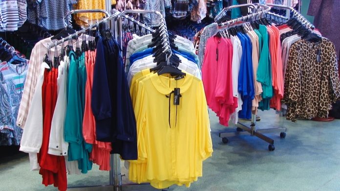 Salonul Industriei Ușoare aduce noi produse de toamnă la Timișoara.Still064