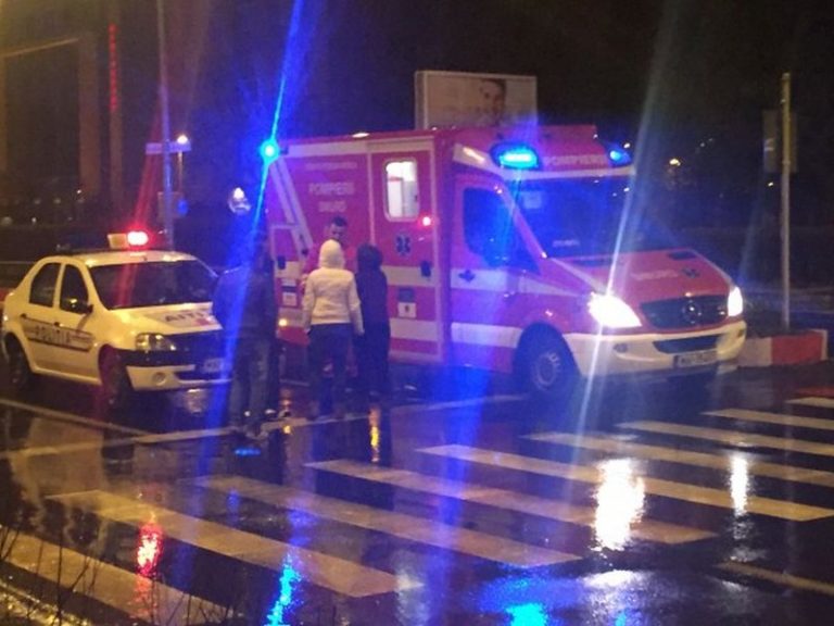 Accident grav pe DN7. Trei copii au fost spulberați pe trecerea de pieton, iar șoferul a fugit de la fața locului