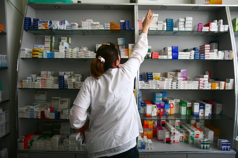 Cinci medicamente oncologice importante lipsesc din farmaciile din Caraş-Severin