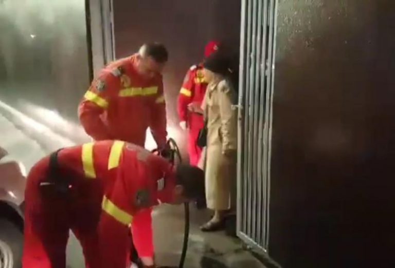 O octagenară a rămas blocată într-un… cimitir