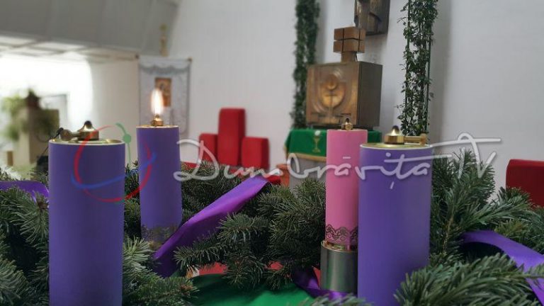 Enoriașii romano-catolici din Dumbrăvița se pregătesc de Advent