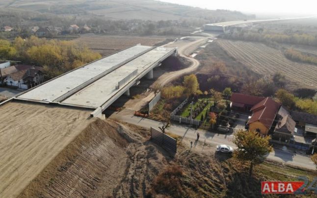 Construirea autostrăzii Sebeș-Turda, la mâna unei familii din Alba Iulia. Instanța i-a dat câștig de cauză și a cerut sistarea lucrărilor