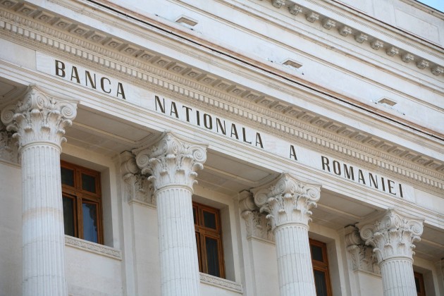 Avertisment BNR: 10 bănci din România riscă să dispară