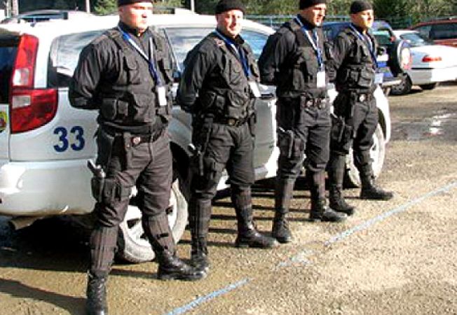 Polițiștii locali nu pot păzi toate obiectivele din Timișoara. Robu vrea firmă de pază
