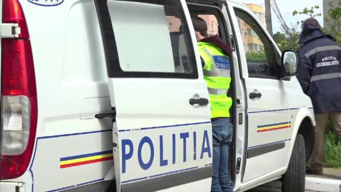 Copil de deputat, ucis în somn de mamă