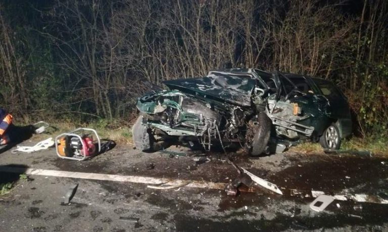 Accident cumplit cu cinci victime după o depășire neregulamentară