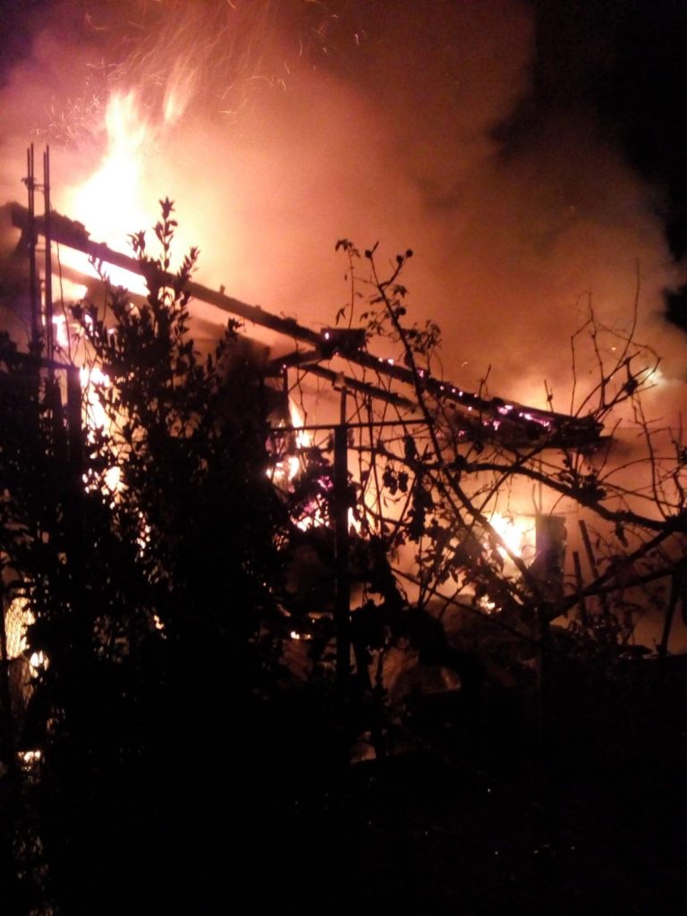 Două anexe gospodărești au ars, la Lugoj