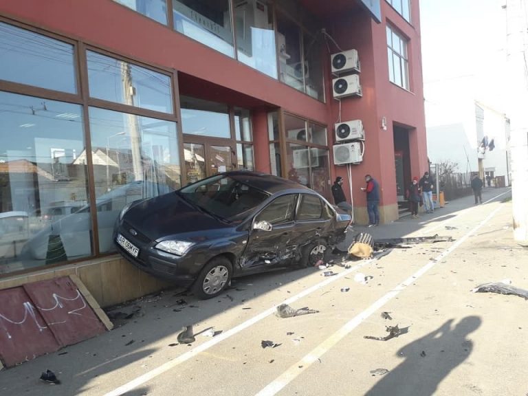 Update: Momentul impactului de pe Iuliu Maniu, surprins de camerele de supraveghere FOTO-VIDEO