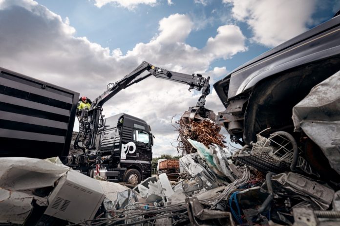 JONSERED 1250RZ recycling crane, top seat, heavy metal scrap handling, Safety+R