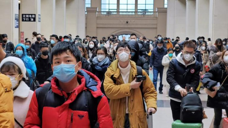 7 orașe din China în carantină, 26 de morți și peste 800 de bolnavi din cauza coronavirusului