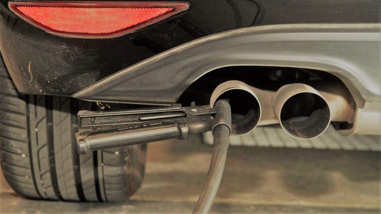 Se cere interzicerea înmatriculării în România a vehiculelor sub Euro 4