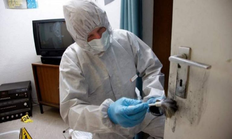 Tragedie în vestul țării: O mamă și-a găsit fiica moartă în casă