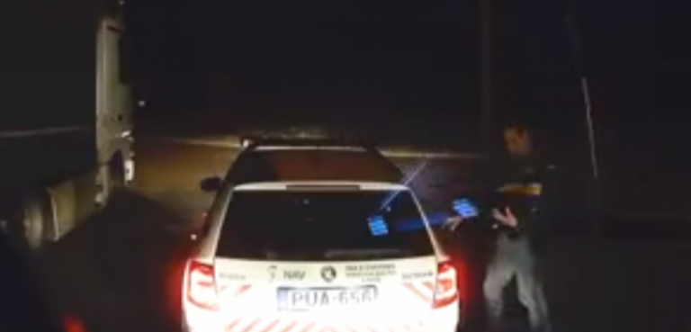 A trecut ca prin brânză prin frontieră! Le-a spus că vine de la Milano / VIDEO