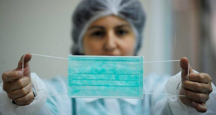 image-2020-01-27-23624834-41-masca-medicala