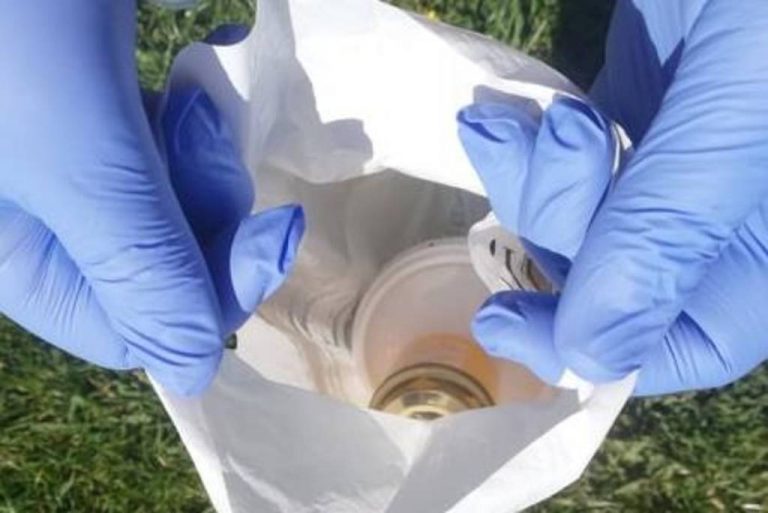 Cum împart preoții sfintele Paști la domiciliile enoriașilor