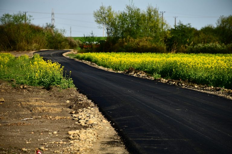 O nouă legătură cu autostrada, pe un drum comunal, spre A1 FOTO-VIDEO