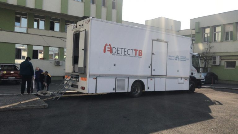 Laborator mobil pentru depistarea infecției cu COVID 19