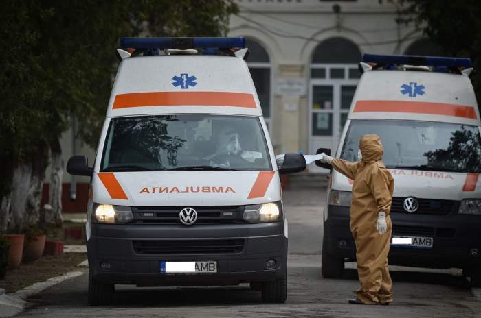 Încă 7 pacienți cu coronavirus au murit, în România, ridicând bilanțul deceselor la 608
