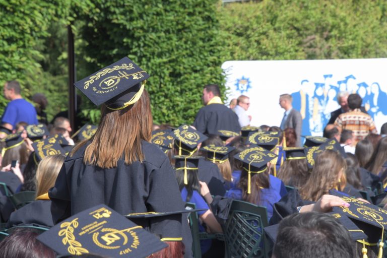 Premieră la UVT. Ceremonia de absolvire va avea loc online, anul acesta