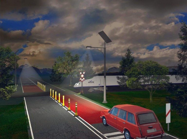 Stâlpi de iluminat cu încărcare solară, la trecerile de cale ferată din Timiș