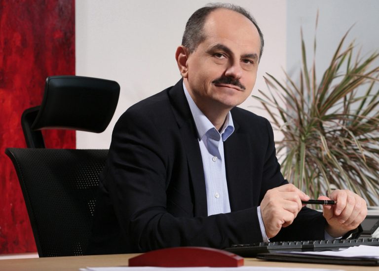 Virgil Păunescu, creatorul vaccinului românesc anti-COVID: „Această pandemie nu poate să fie închisă cu actualele seruri”