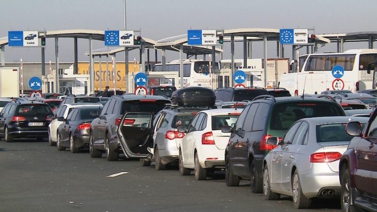 Șeful Poliției de frontieră a demisionat după haosul de la vămile din vest